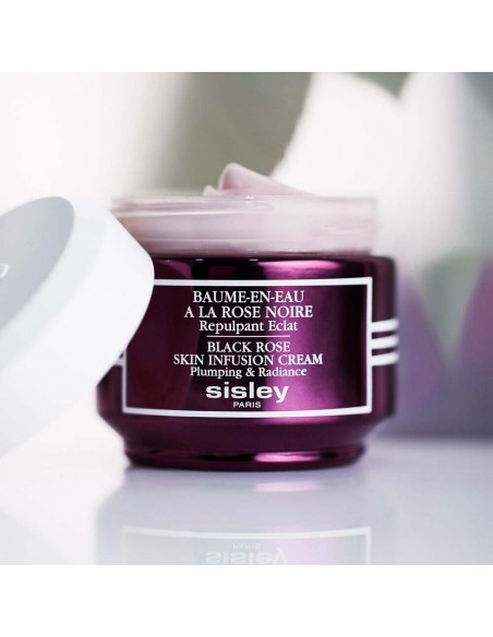 Baume-En-Eau À La Rose Noire