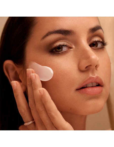 Revitalizing Supreme + Youth Power Cream