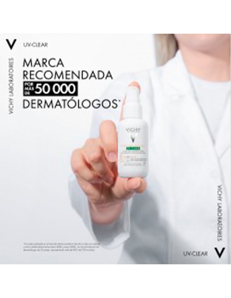 Crema-Fluido Solar Capital Soleil UV Clear Anti-Imperfections SPF50