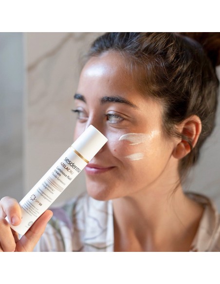 Azelac Ru Fluido Luminoso SPF 50