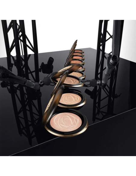 Teint Idole Ultra Wear C.E. Skin Transforming Highlighter