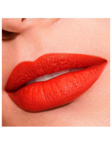 Pure Color Explicit Matte Lipstick